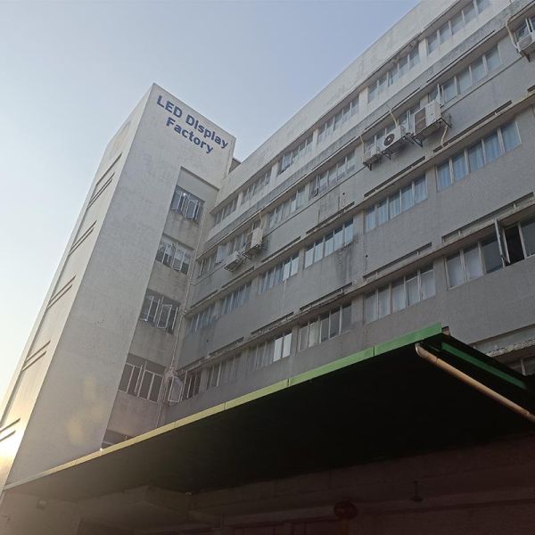 P4 Outdoor LED Display 4500nits IP65 Waterproof Advertising Screen