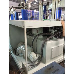 160T Clamping Force Vertical Injection Molding Machine with Rotary Table and 1
