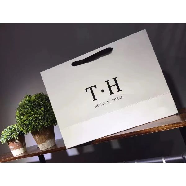 Cosmetics Three Sections Rope Apparel Paper Bag Ivory Board Boutique Packaging Bags