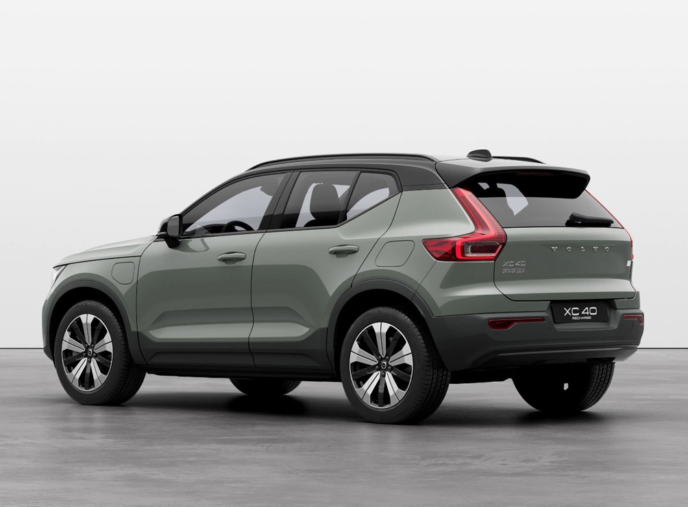 Plug In Hybrid Volvo XC40 Electric New Compact AWD EV SUV