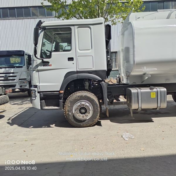 HOWO Sino6*4 380hp 30000l Diesel Refuel Oil Fuel Tanker Trucks