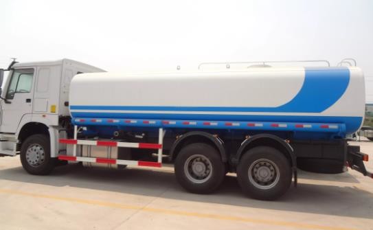 Buy 20000l 6x4 Water Tank Truck With Bowser And Sprinkler at wholesale prices