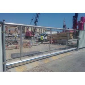 M500 Slidinggate 7m left Electric Heras Security Fencing