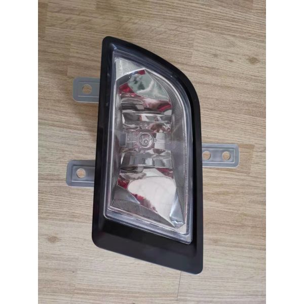 Hyundai Trago HD 260 Truck Parts Corner Lamp OEM 92201-7C000 92202-7C000