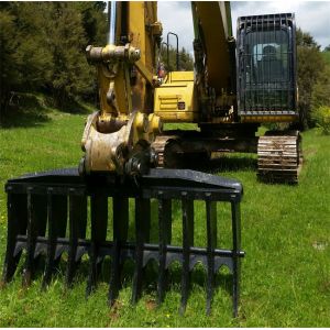 660N/mm2 Q345B Excavator Brush Rake 1 Year Warranty
