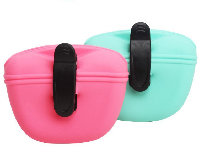 Cutting Service Silicone Portable Dog Treat Bag with Magnetic Closure and Waist Clip Pouch
