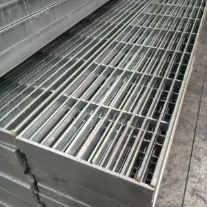 Durable Silver Anti Slip Grating for Outdoor Sidewalks