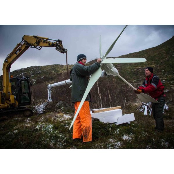 Buy 6KW Solar And Wind Hybrid Power Systems For Household Electrical Appliance at wholesale prices