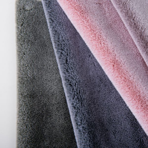 White Tip Color Printing Mink Rabbit Fur Fabric for Garments 133×100 Density and Soft