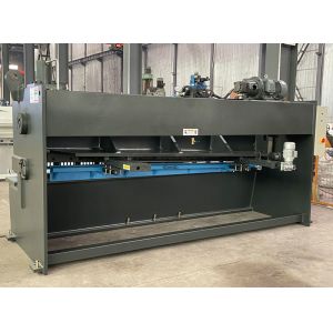 Q12K-6X3200MM Precision Hydraulic Guillotine Shearing Machine NC E21S Shears