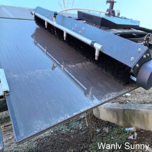 500*600mm Photovoltaic Power System Maintenance Robot with Remote Controlled
