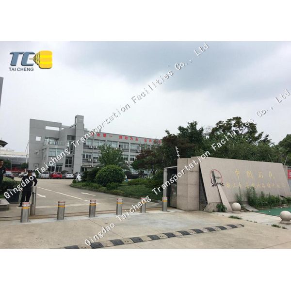 Buy High Security Remote Parking Bollard Automatic Security Posts For Driveways at wholesale prices