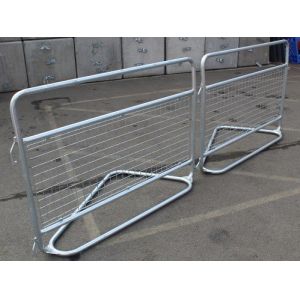 50 x Police Crowd Barrier / Met Barrier Metal Barrier