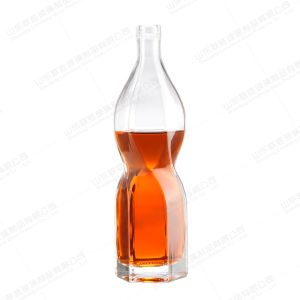 Unique Design Glass Liquor Bottle with Hexagonal Prism Shape and Customized
