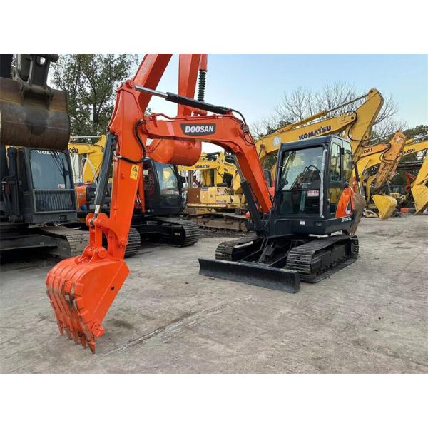 Used Doosan DX60 DH60 Mini Excavator Original Doosan DX60-9 DH60 DX55 DX60-7 DX80 DX75
