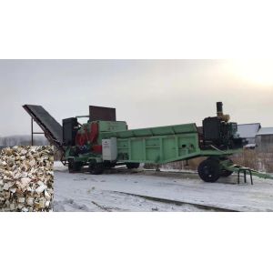 Diesel Wood Chipper Shredder Machine For Malaysia/Mobile Hardwood Crusher with
