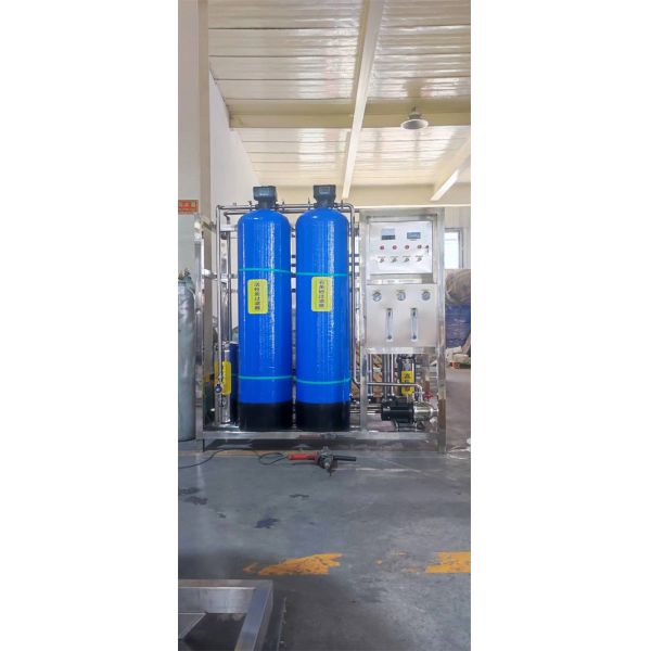Automatic Operation Reverse Osmosis Water Filtration 2T Lager Scale Ro Water Treatment Machine