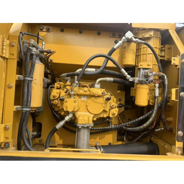 Used CAT 323 Heavy Excavators 23 Ton Original Well-Maintained Secondhand Digger