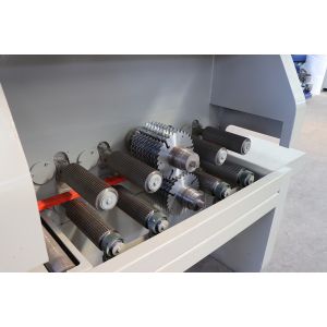 Automatic Multiple Blade Rip Saw Machine Heavy Weight Multi Ripsaw