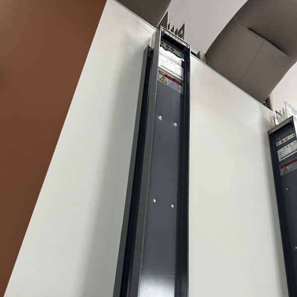 Aluminum Sandwich Powerduct Busbar 5mm Customizable 50/60Hz