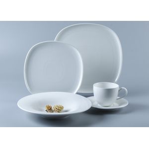 China SGS Approved 20Pc White Square Plate Dinnerware Sets on sale