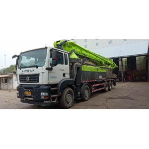 China Diesel Powered Refurbished Concrete Pump Truck Four Axles RoHS on sale
