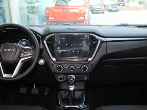 2023 Isuzu D-MAX V-CROSS 1.9T Automatic 4WD Diesel Touch Screen Rear Camera RZ4E Truck