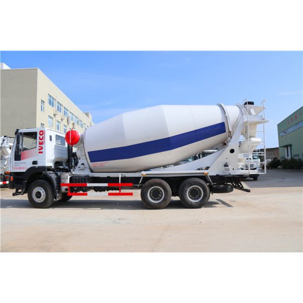 HOWO Concrete Mixing Truck Equipment High Speed 8m3/9m3/ 336hp Mix Truck