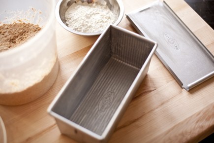 RK Bakeware China Foodservice NSF Aluminum Pullman Large Bread Loaf Pan With Cover From US Pan