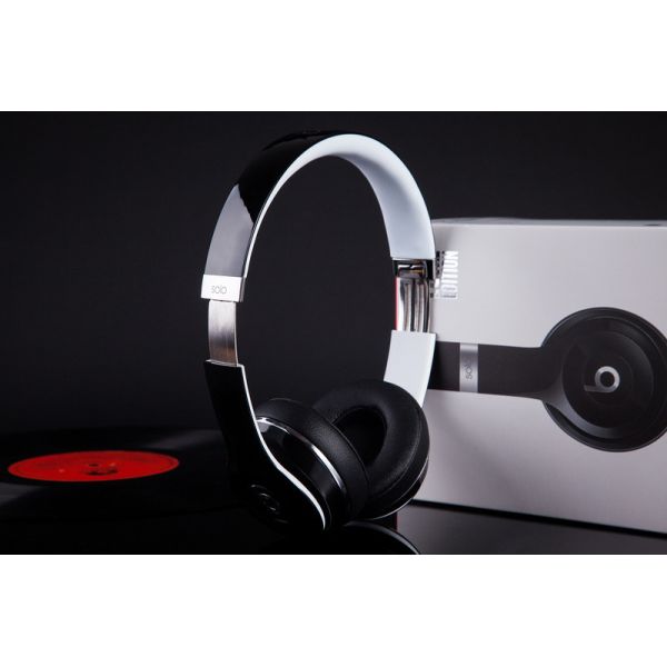 Dr Dre Beats Headphone - The Beats Solo 2 On-Ear Headphones Luxe Edition - with seal box made in china grgheadsets-com.ecer.com