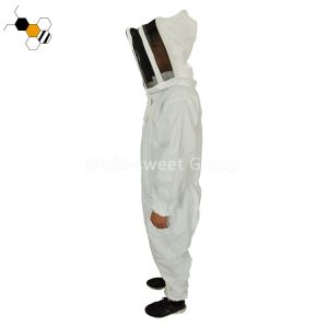 Buy cheap elastic Waistband Sting Proof Clothing 730g ventilated beekeeping suit from wholesalers