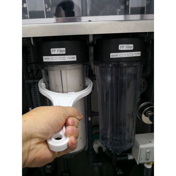 PLC Control Hypochlorous Acid Generator , 800L/H Commercial Ionizer Machines