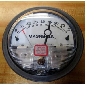 Dwyer 2000 Series Magnehelic Differential Pressure Gauge