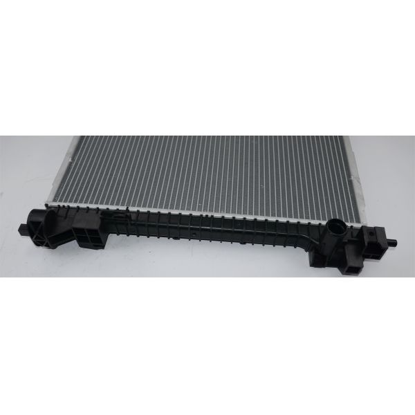 Customized Car Fitment Cadillac SRX 20926497 Aluminum Radiator with Plastic Water Tank