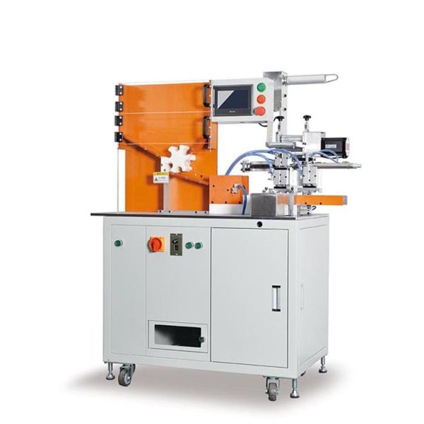 Buy Automatic Sticker Labeling Machine , 18650 21700 50100 Lithium Battery Machine at wholesale prices