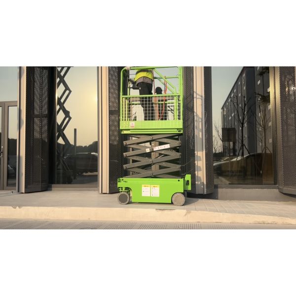 5M WORKING HEIGHT 240KG LOAD CAPACITY MINI FULL AUTOMATIC SELF PROPELLED SCISSOR