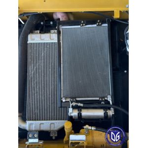 High maneuverability 320D Used caterpillar excavator with Fuel-efficient engine