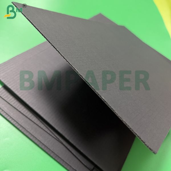 440gsm Premium Black E Flute Board Both Sides Matte Uncoated Finish 440gsm Premium Black E Flute Board Both Sides Matte Uncoated Finish