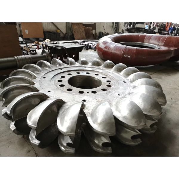 Efficiency Brushless Pelton Turbine Generator 100kw-50mw Power Output IP54 Protection Grade