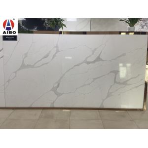 High Tenacity Calacatta white Quartz Stone Polished Surface Strong Crack