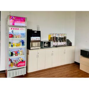 Intelligent Automatic Espresso Coffee Vending Machine with Freshly Ground Beans