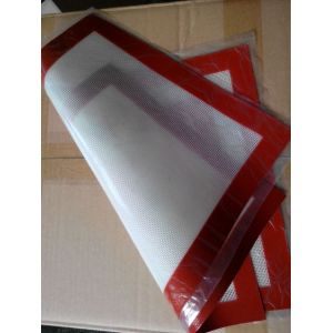 Quality fiberglass coated silicone baking mat for sale