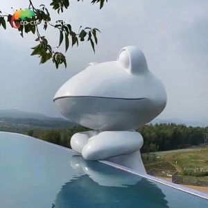 Theme Water Park Fiberglass Animatronic Frog Statue weather resistance