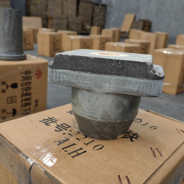 Zirconia Core Refractory Nozzle Tundish Lower Nozzle Rust Resistance