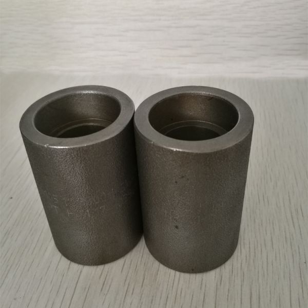 DN25 1/8'' - 6'' ASTM A234WPB ASME B16.9 / 16.28 Carbon steel Coupling