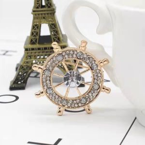 Round Rudde Fashion Brooch Pin Silver Inlaid Diamond Alloy Copper Material