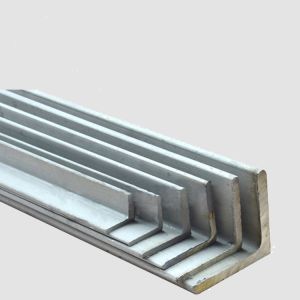 Polished 304 Stainless Steel Angle ASTM DIN EN Hot Rolled