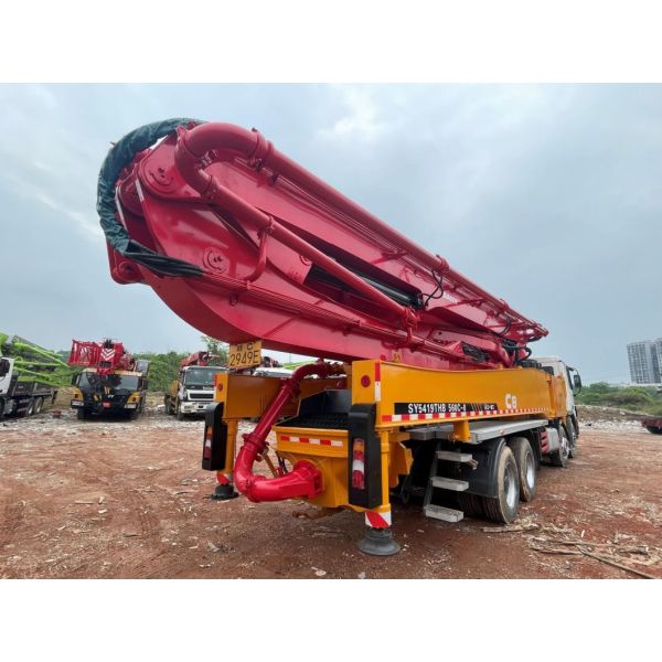 The Company Directly Sells 56 Meters of Sy Heavy Industry Concrete Pump Truck