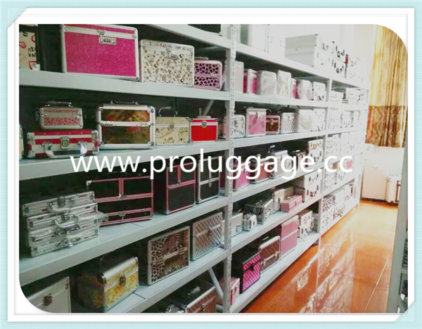 SATCMC001 pink zebra trolley mobile beauty cases