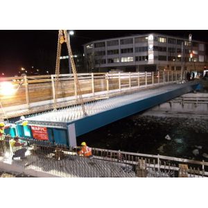 Shear Connectors on Bridge Support